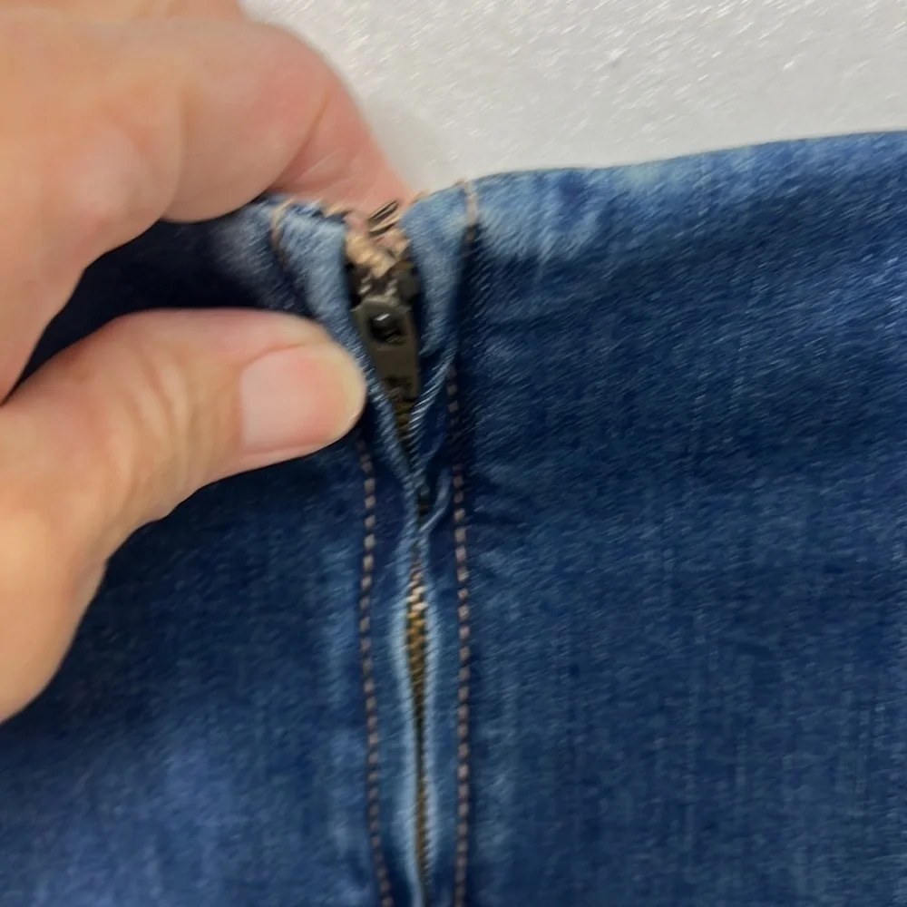 REWASH ultra stretch denim A-Line skirt there is a back zipper, size 9